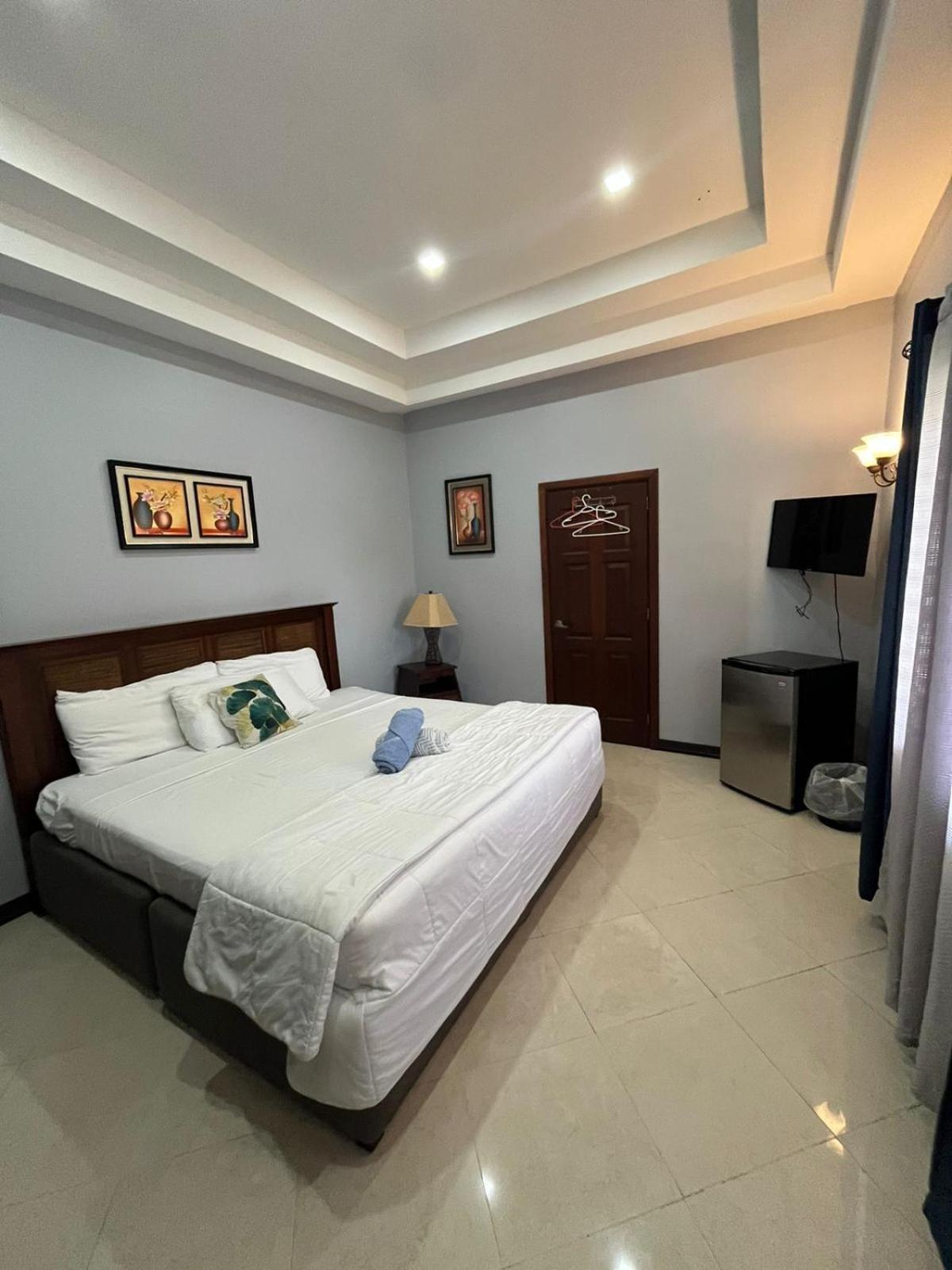 Seaside Chateau Resort Cidade de Belize Exterior foto